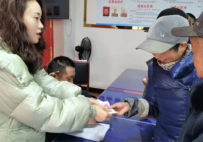 大雪紛飛兆豐年，濃情滿滿博覽園